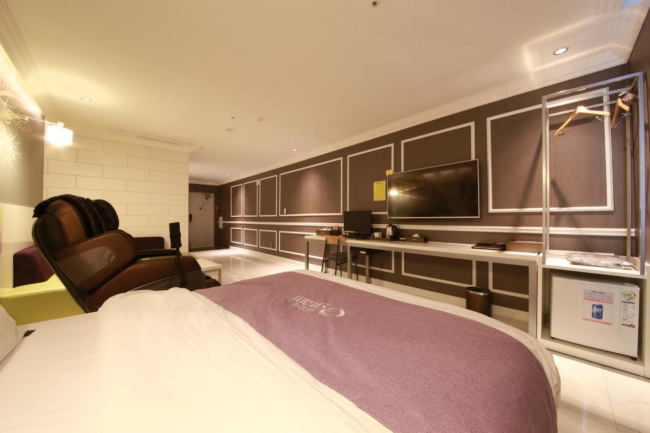 Gram Hotel Namyangju Exterior photo